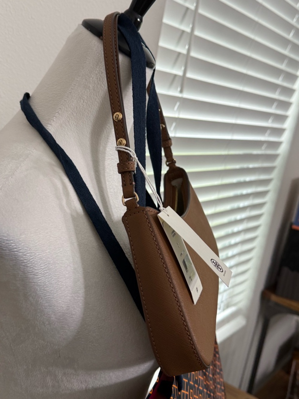 Tory Burch Emerson Shoulder Bag in Moose color - Picture 5 of 9